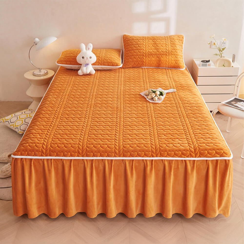 Set de falda de la cama acolchada de terciopelo cremoso de la leche