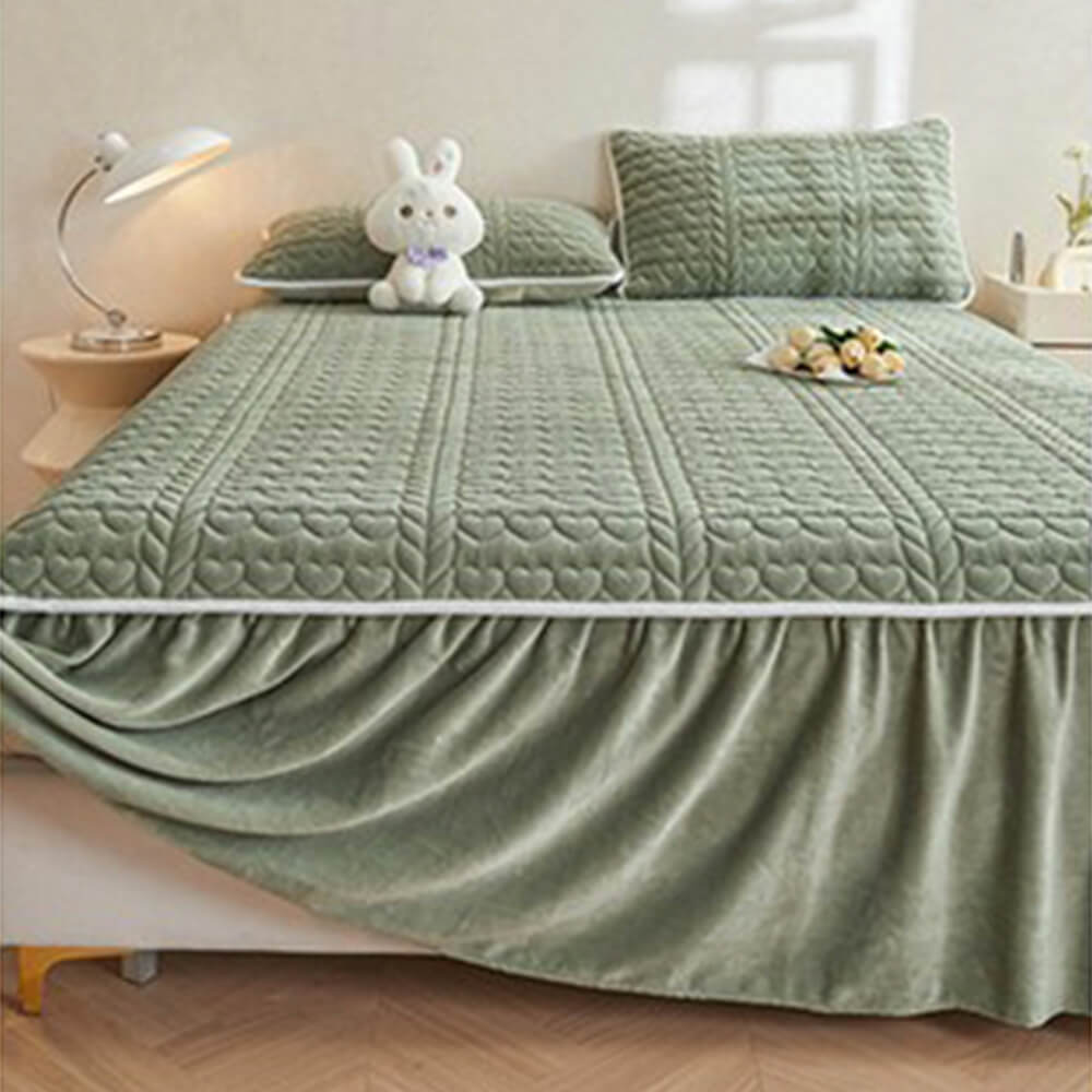 Set de falda de la cama acolchada de terciopelo cremoso de la leche