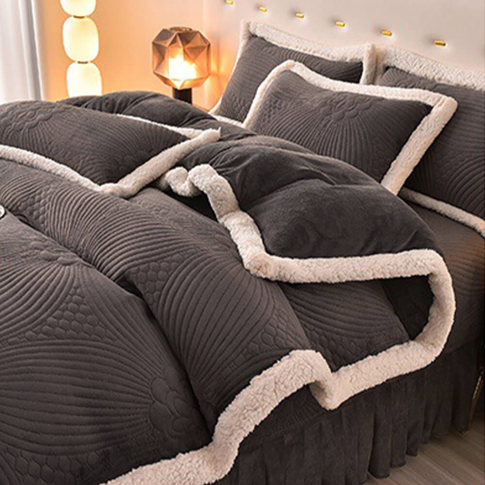 Set di gonne da letto per pile di latte addensato trapuntato floreale