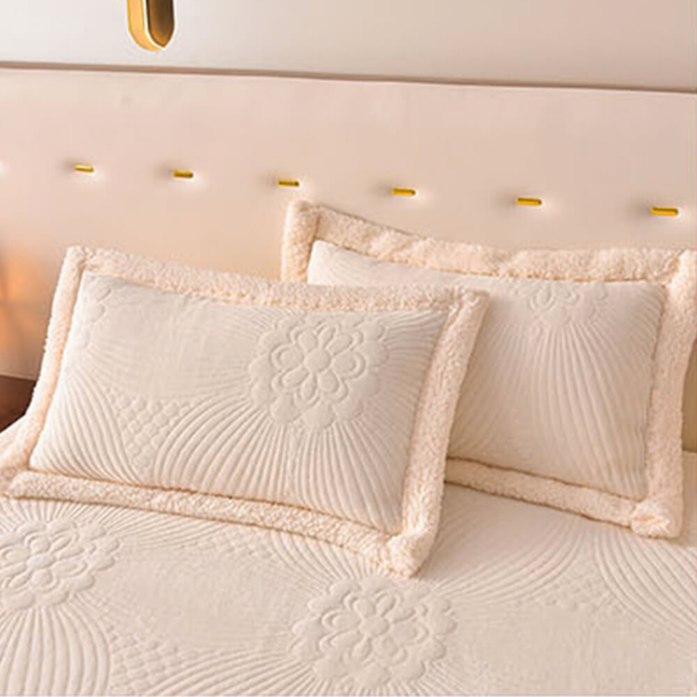 Set di gonne da letto per pile di latte addensato trapuntato floreale