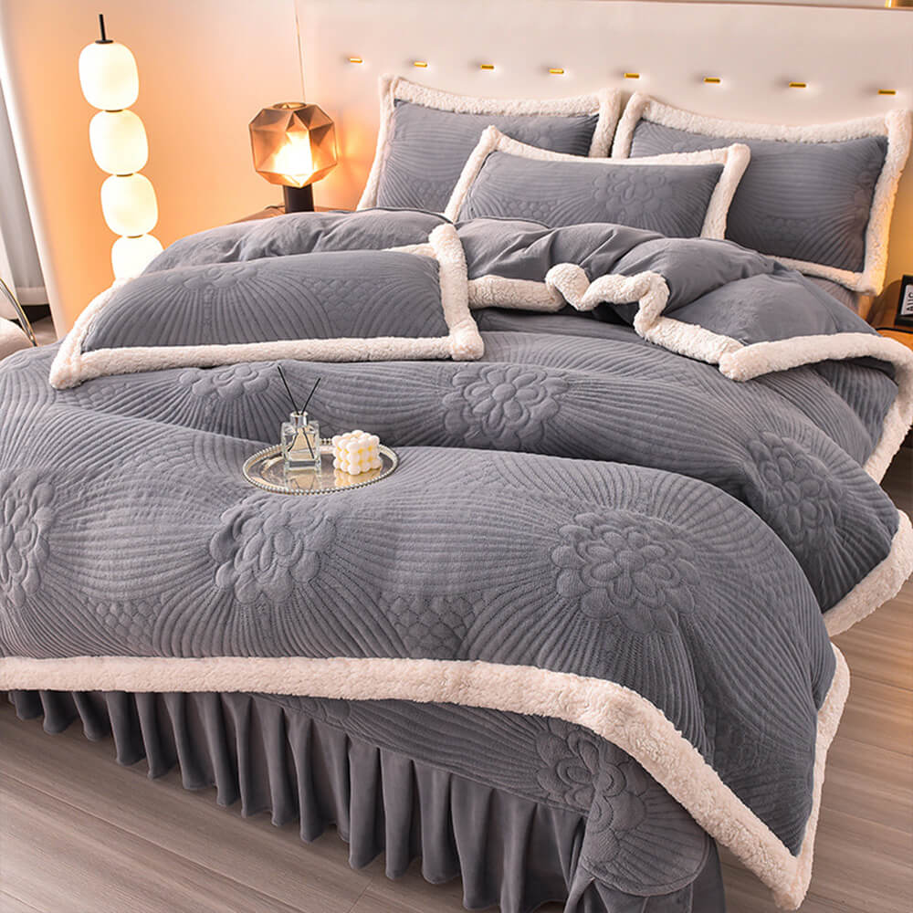 Set di gonne da letto per pile di latte addensato trapuntato floreale