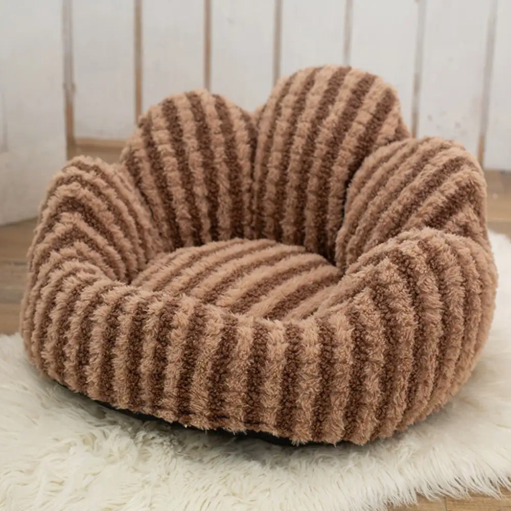 Petal-Shaped Striped Plush Pet Sofa Bed