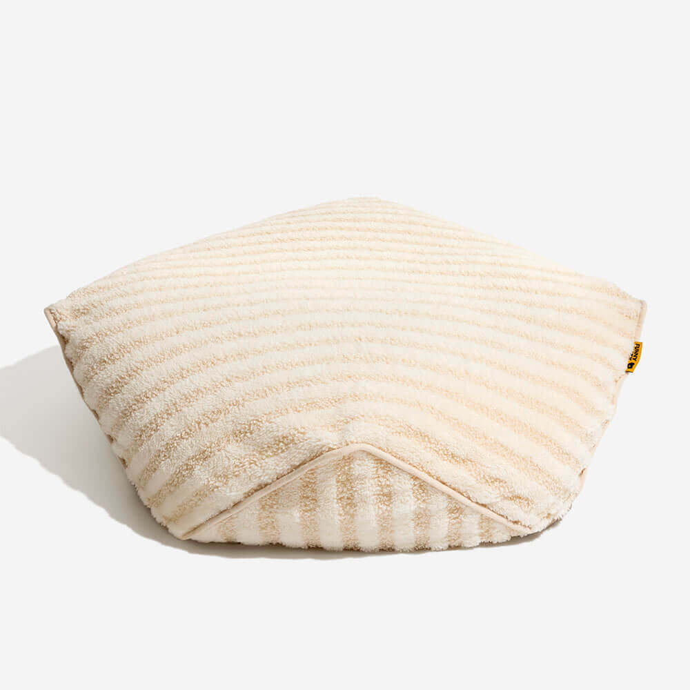 Modello a strisce alla moda Polygonal Cogoning Bean Bag Dog