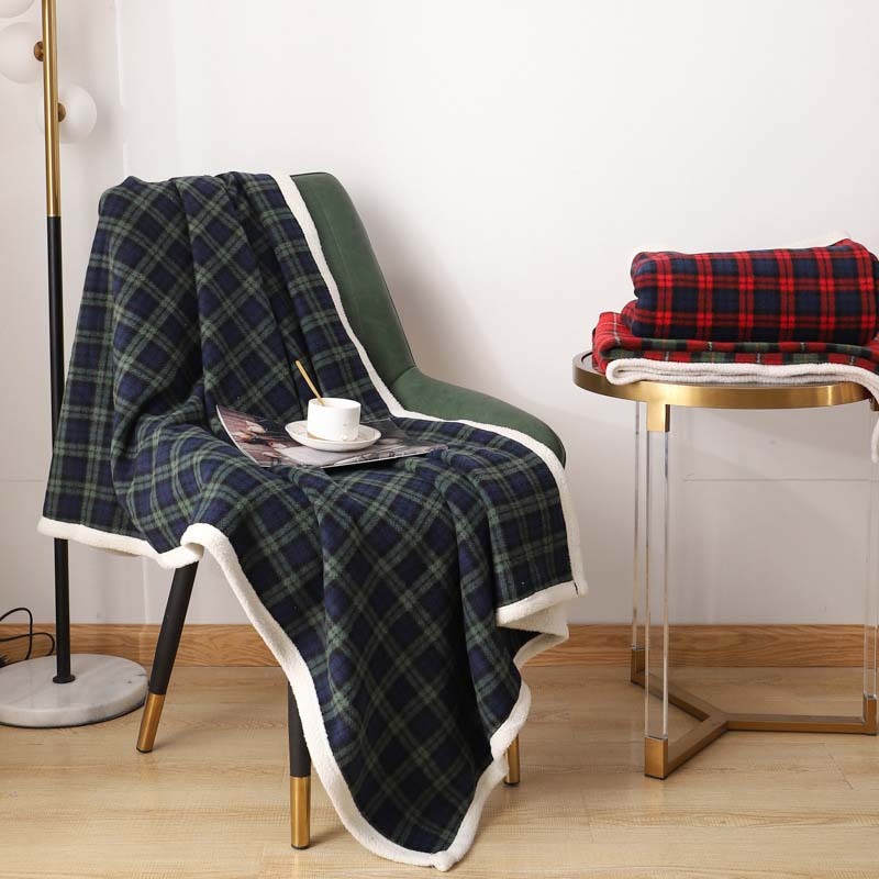 Grande coperta per cani a quadri