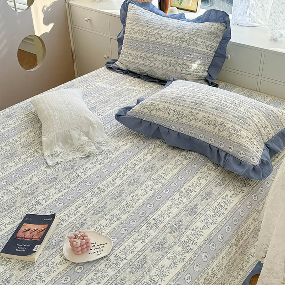 All-Season Fresh Floral Pattern Quilted Cotton Bedspread Set