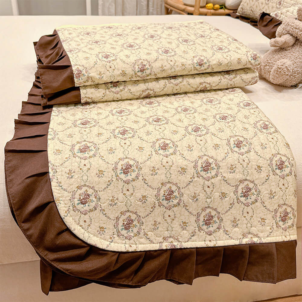 All-Season Fresh Floral Pattern Quilted Cotton Bedspread Set