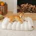 Camas de perros planas cremosas grandes y lavables - pastel de queso