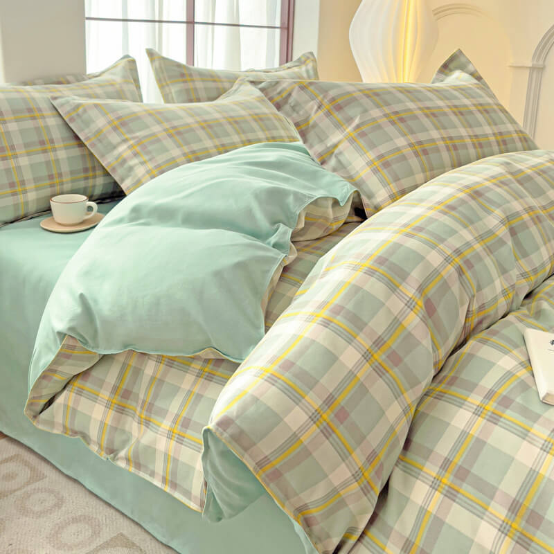 Classic Plaid Color Block Stylish Breathable Bed Sheet Set