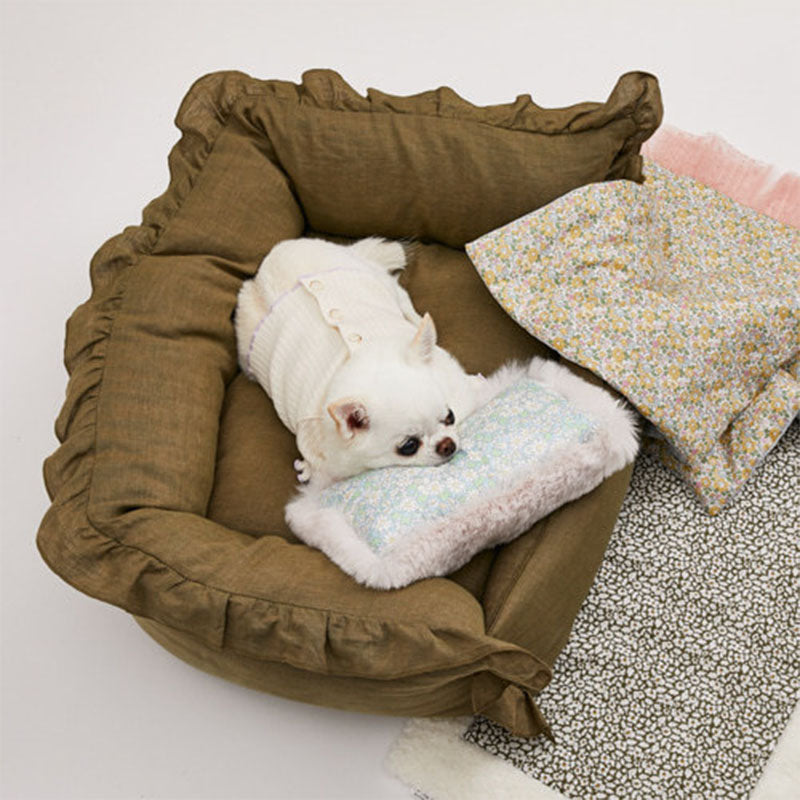 Elegantes braunes Prinzessinnenbett für Hunde und Katzen mit Rock