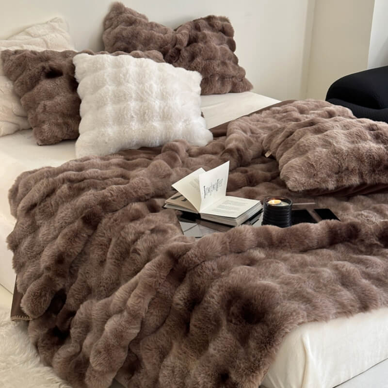 Faux Fur Luxury Thick Plush Pet Throw Blanket Human Blanket