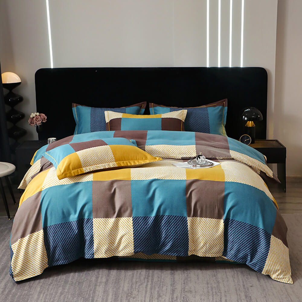 Modern Geometric Striped Design Bed Sheet Set