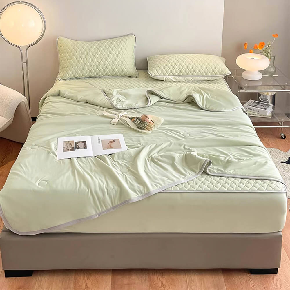 Solid Color Cooling Breathable Quilted Latex Bed Sheet Set with Mattress Protector