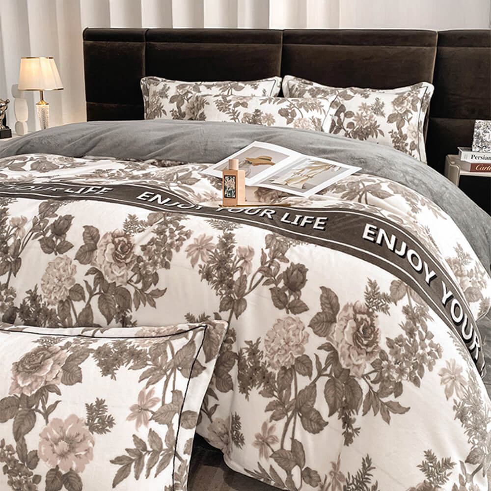 Elegante estilo europeo Velvet Velveto Antiestático de calidez Red de la cama