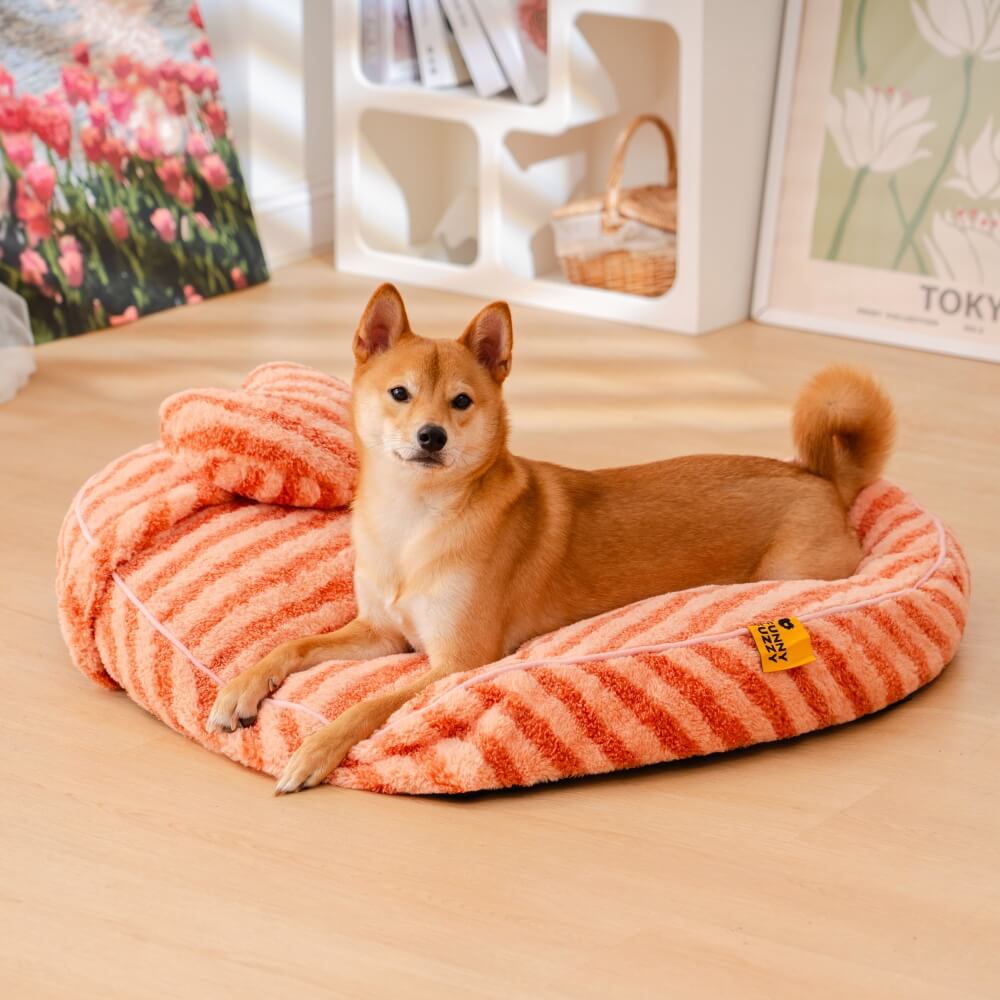 Cama para perros y gatos con forma de corazón de peluche, esponjosa y calmante con almohada