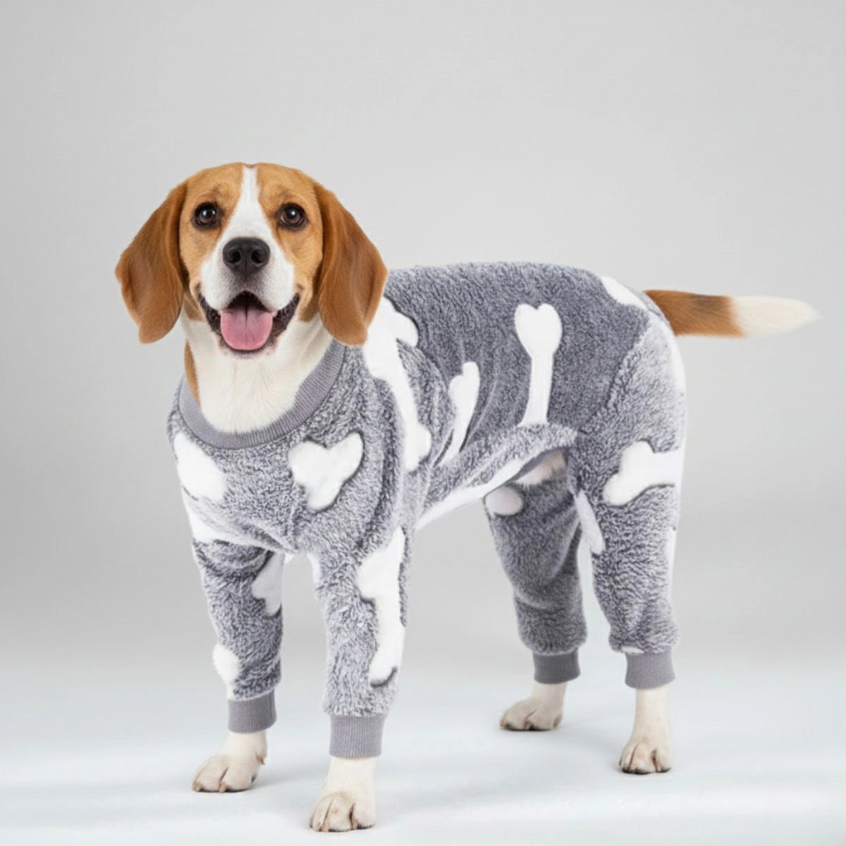 Weicher und gemütlicher Hundepyjama „Moon & Stars“ – perfekt für ganzjährigen Komfort