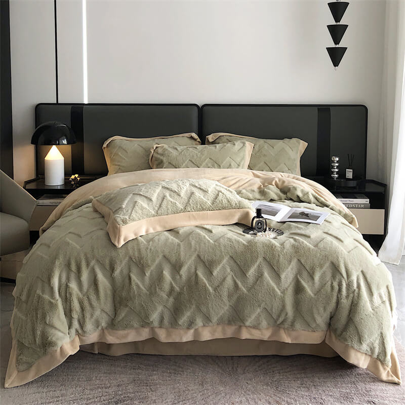 Warm Double-Sided Thickened Milk Velvet Skin-Friendly Bedding Set