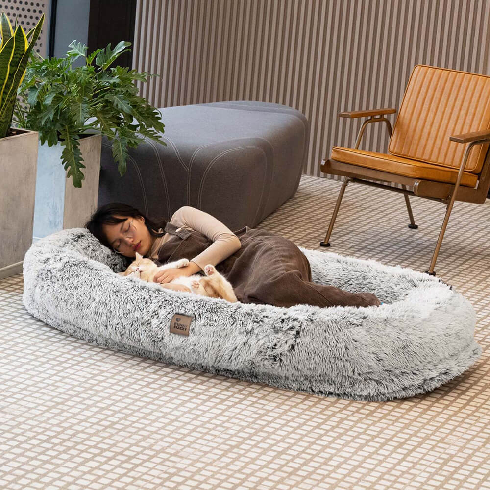 Luxury Super Large Sleep Deeper Oval Bed With Blanket